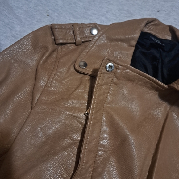 Forever  21 tan faux leather jacket size small - Picture 3 of 5